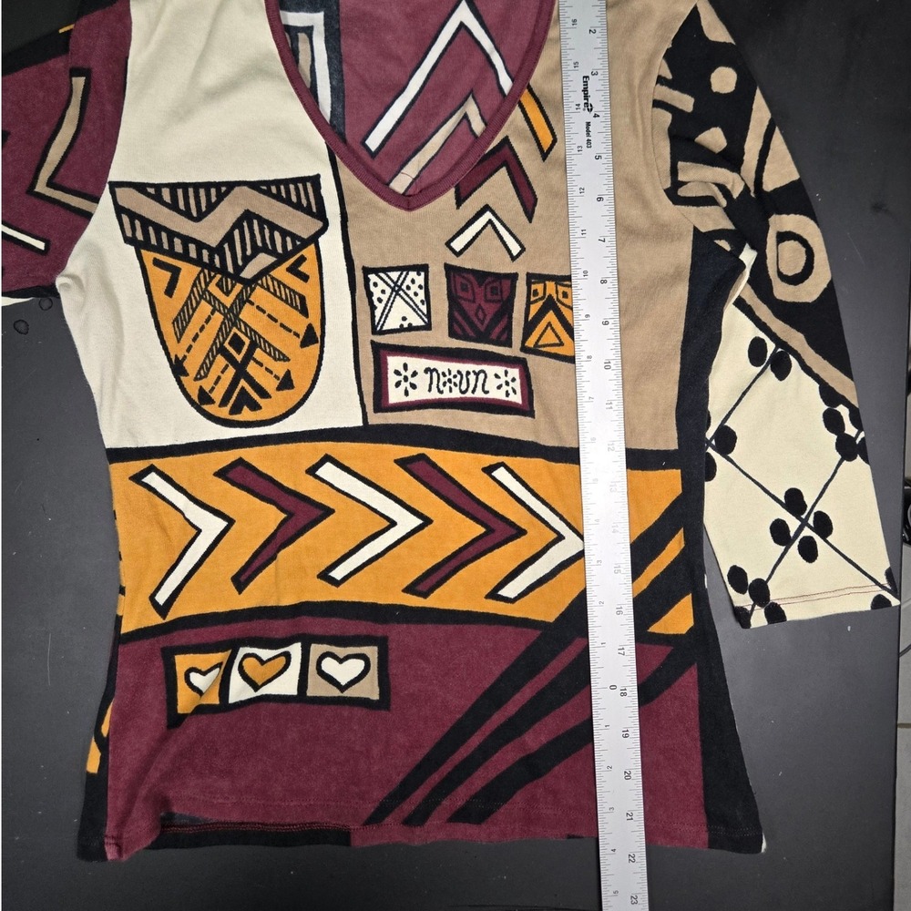 Vtg Noun Paris Y2K Euro Graphic 3/4 Sleeve V Neck Ribbed Top Sz Large - Picture 5 of 6